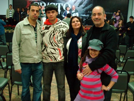 Pastor Silas Azeredo e sua família no Congresso Haggai, 2010