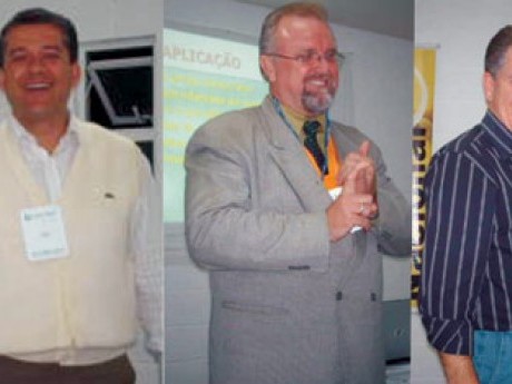 Na ordem da foto, a banca: Iverson de Lima, Cláudio Ebert e Rubens Lamel