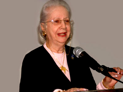 Loisette: Oradora oficial das turmas na graduação de julho de 2007