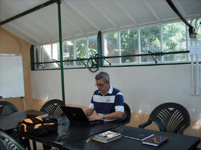 Carlos Antônio em seu escritório 