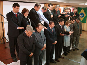Adelécio, Lívio, Jônatas, Aguinaldo, Kelly, Amorim e Chenk