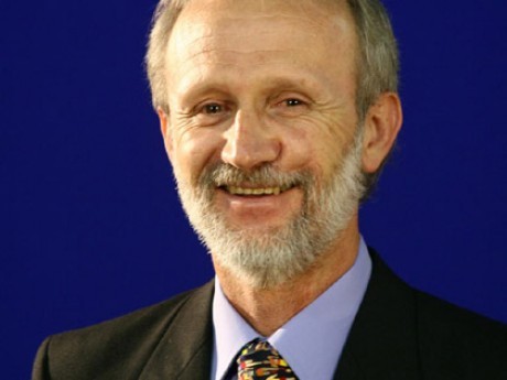 Pastor Conrado Pfannemüller, vice-presidente da PIB de São José dos Campos 