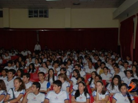 Baldaci ensinando nas escolas de Cuiabá, MT
